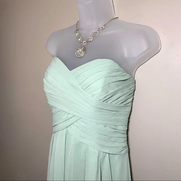 David’s Bridal Sage Green Strapless Chiffon Cocktail Dress Wedding Party - Picture 4 of 11